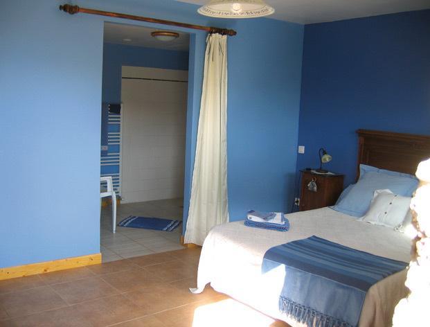 La Ferme Des Genets Bed & Breakfast Medeyrolles Eksteriør bilde